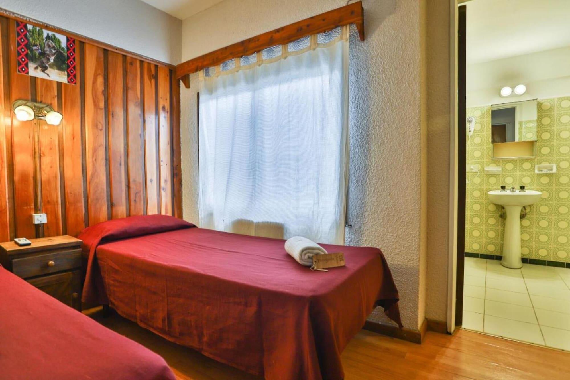 Hotel Tierra Gaucha 2 San Carlos de Bariloche Esterno foto